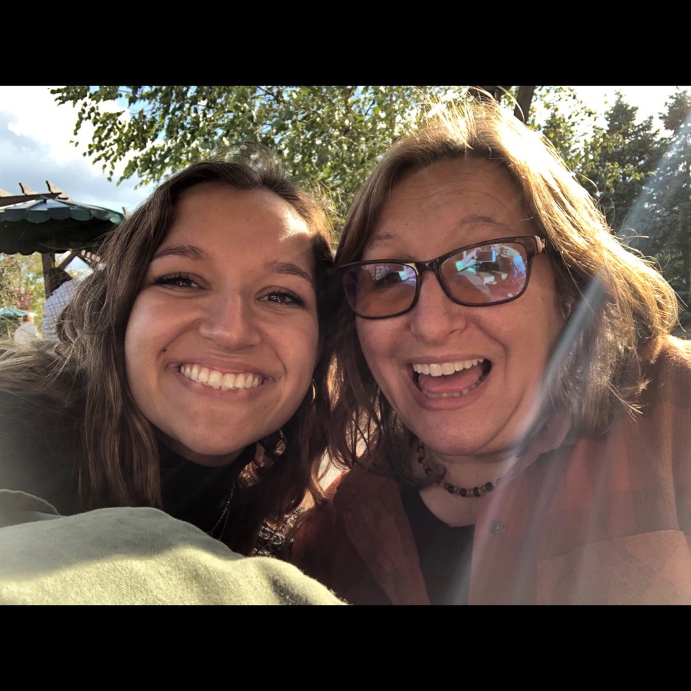 Meet your Posher, Christina